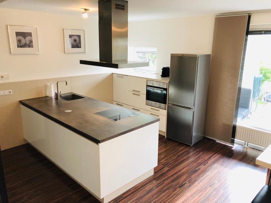 25H Garden Apartment Plus Private Beach Neusiedl am See Buitenkant foto
