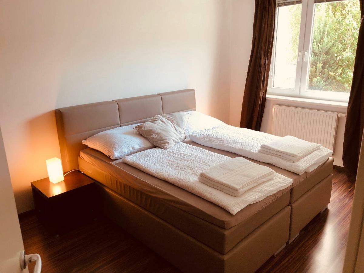 25H Garden Apartment Plus Private Beach Neusiedl am See Buitenkant foto