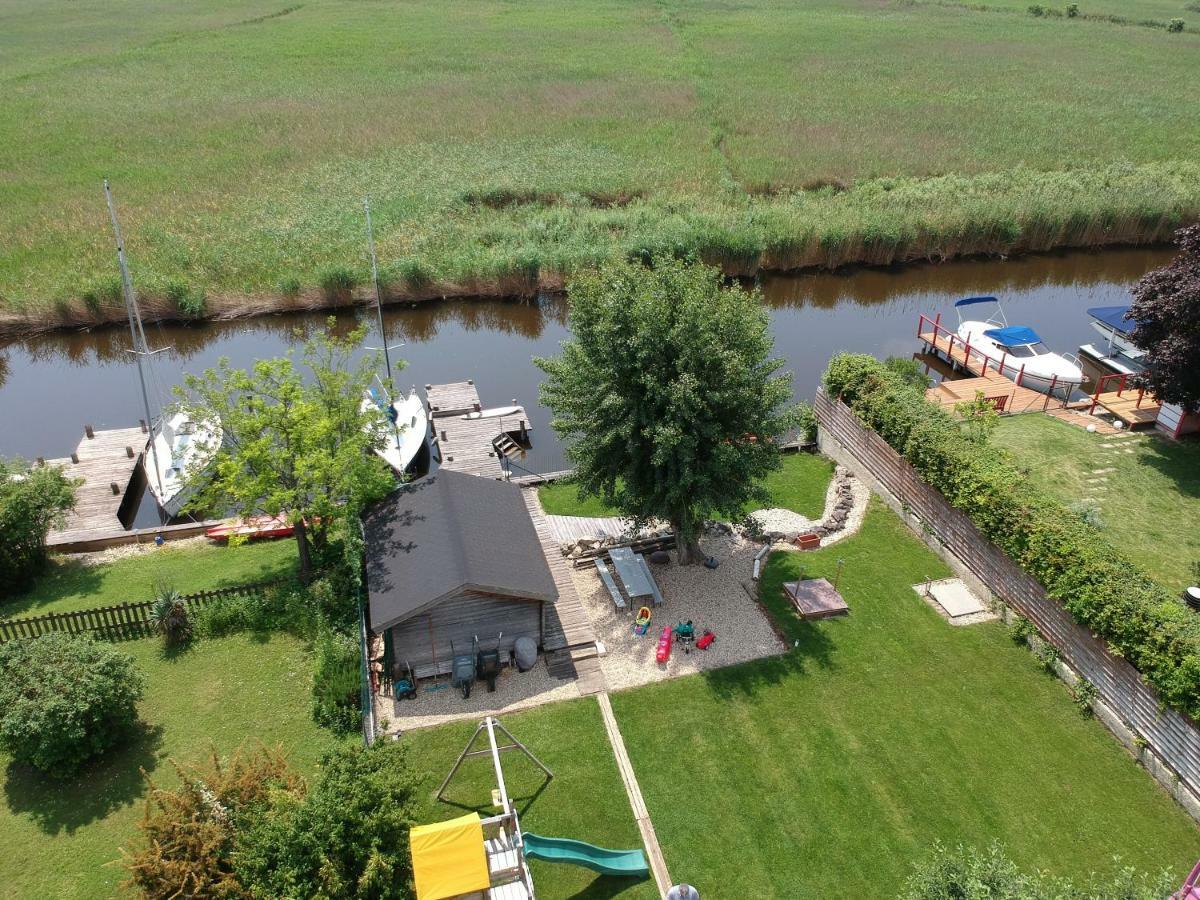 25H Garden Apartment Plus Private Beach Neusiedl am See Buitenkant foto